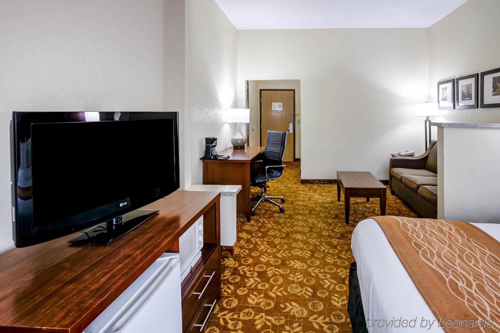 Comfort Suites Kansas City-Liberty Esterno foto