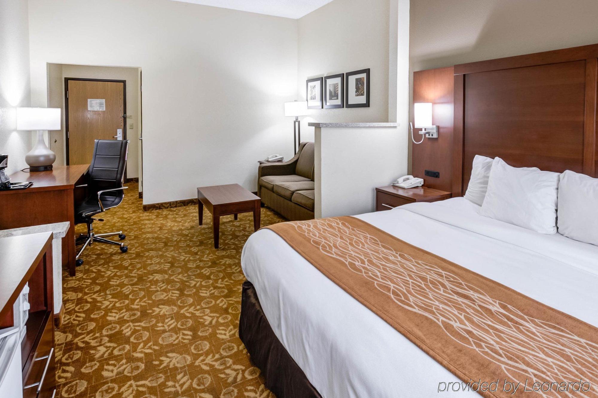 Comfort Suites Kansas City-Liberty Esterno foto