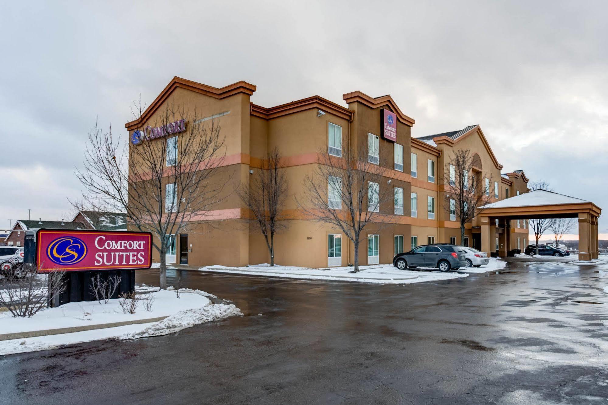 Comfort Suites Kansas City-Liberty Esterno foto