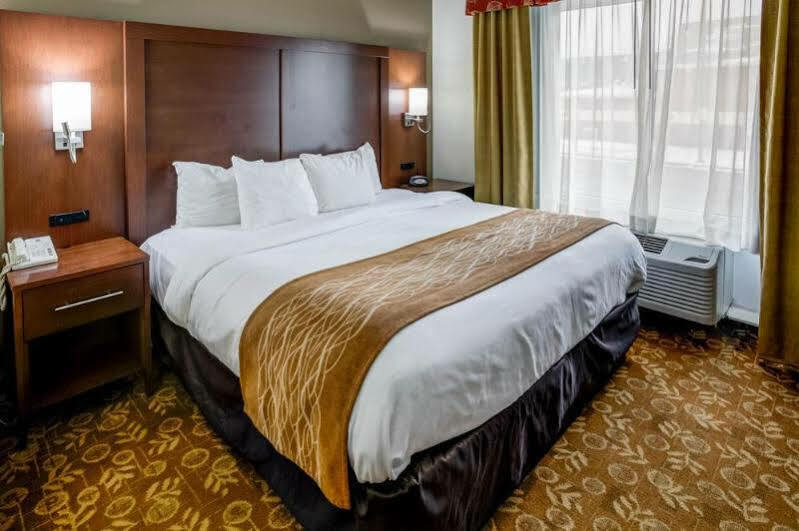 Comfort Suites Kansas City-Liberty Esterno foto